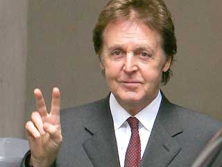 [0_61_mccartney_paul_030107[3].jpg]