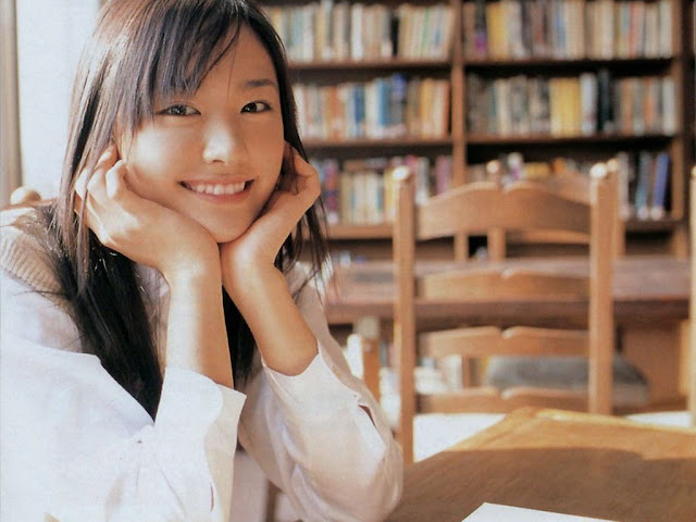 Aragaki Yui 1169115415.jpg 2 -  http://ahotgirl.blogspot.com