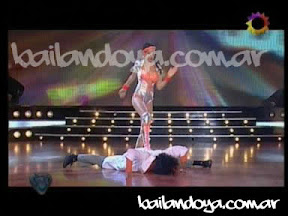 Florencia Gomez Cordoba bailando hip hop
