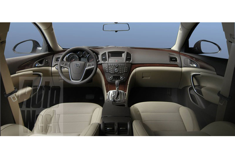 [2009_Opel_Insigna_6.jpg]