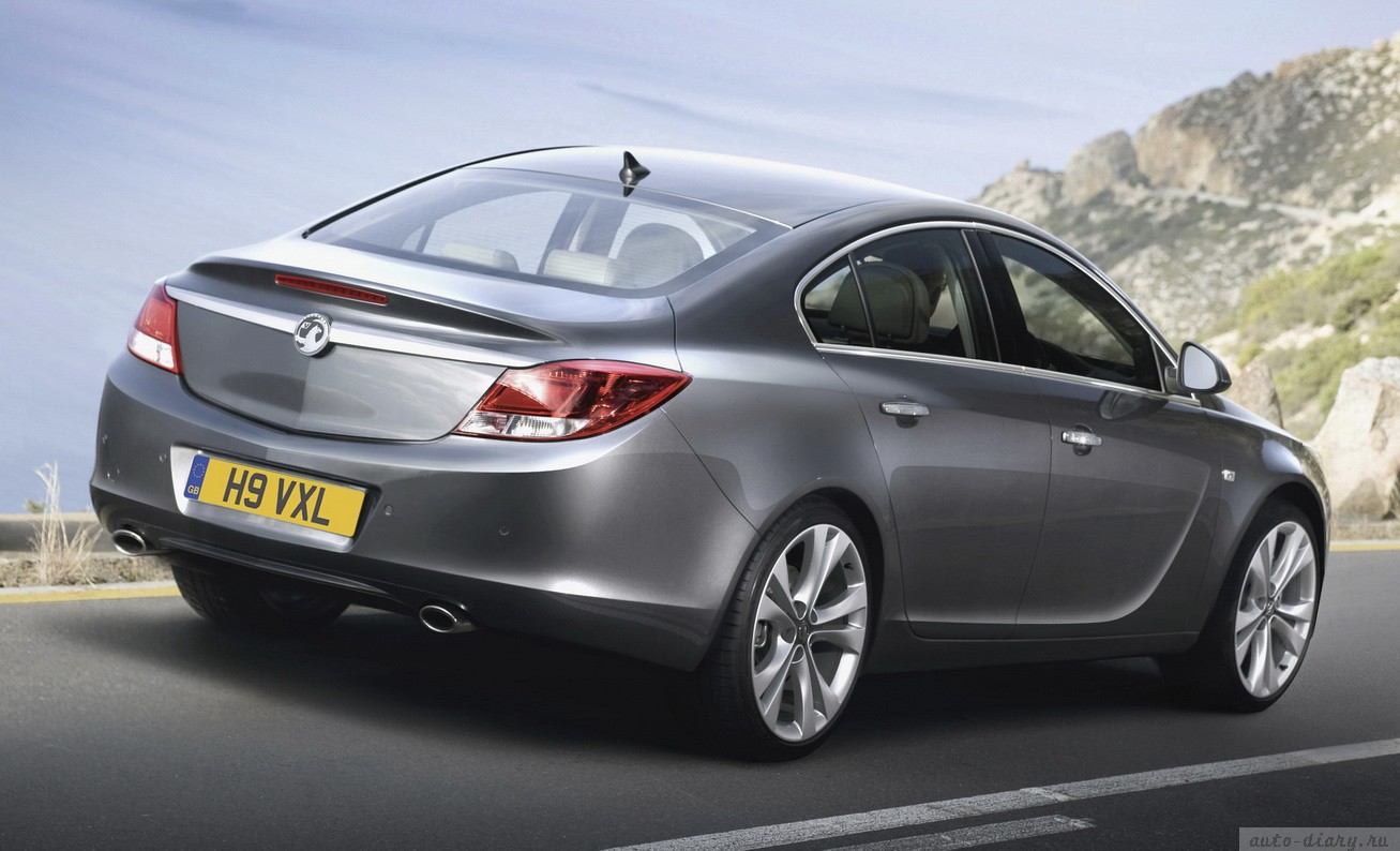[auto-diary.ru_Opel_Vauxhall_Insignia_1.jpg]