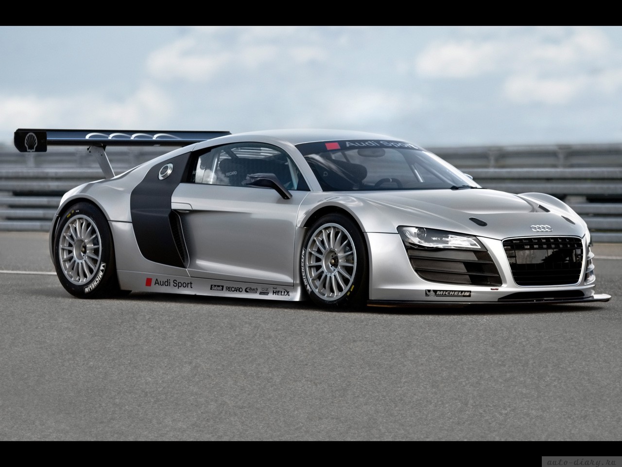 [auto-diary.ru_2009_Audi_R8_GT3_4.jpg]