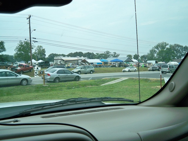 [yardsale 009[15].jpg]