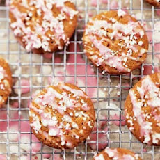 Peppermint Molasses Cookies