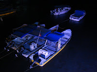 Fondeando en la noche Fondeando en la noche