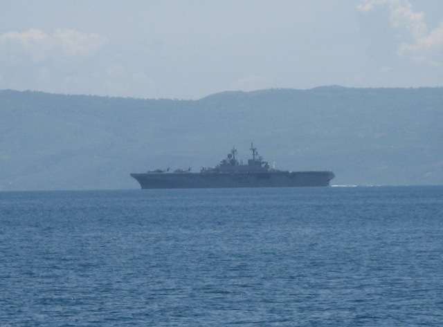 [USS Kearsarge zoomed in[1].jpg]