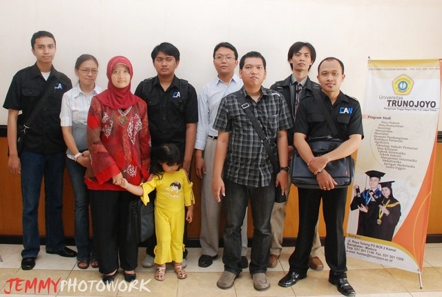 [bareng33.jpg]