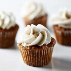 Maple Carrot Cupcakes