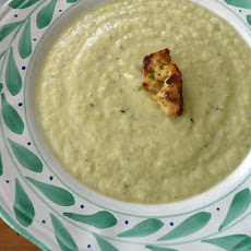 Creamy Leek-Cauliflower Soup for a Snowy Day