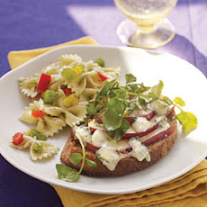 Blue Cheese and Pear Sandwiches