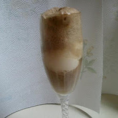 Vaca Preta (Coke With Vanilla Ice Cream)