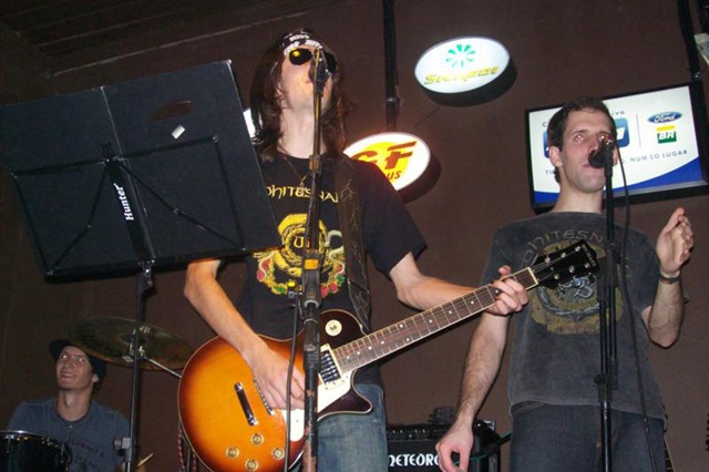 [100_4131_800x533[3].jpg]