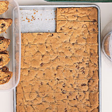 Chocolate Chip Cookie Bars