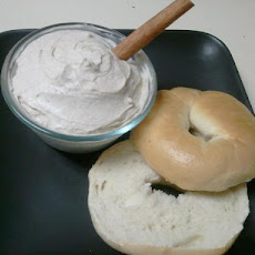 Honey Cinnamon Spread for Bagels