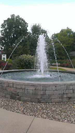 Historic Downtown Farmington Fountain