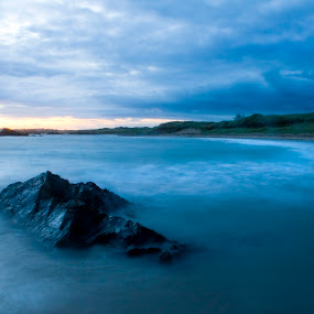 The Misty Bay by Martin Thomas - Landscape & Nature Waterscapes
