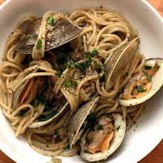 Dinner Tonight: Pasta alla Vongole