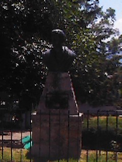 Busto Mariano Matamoros