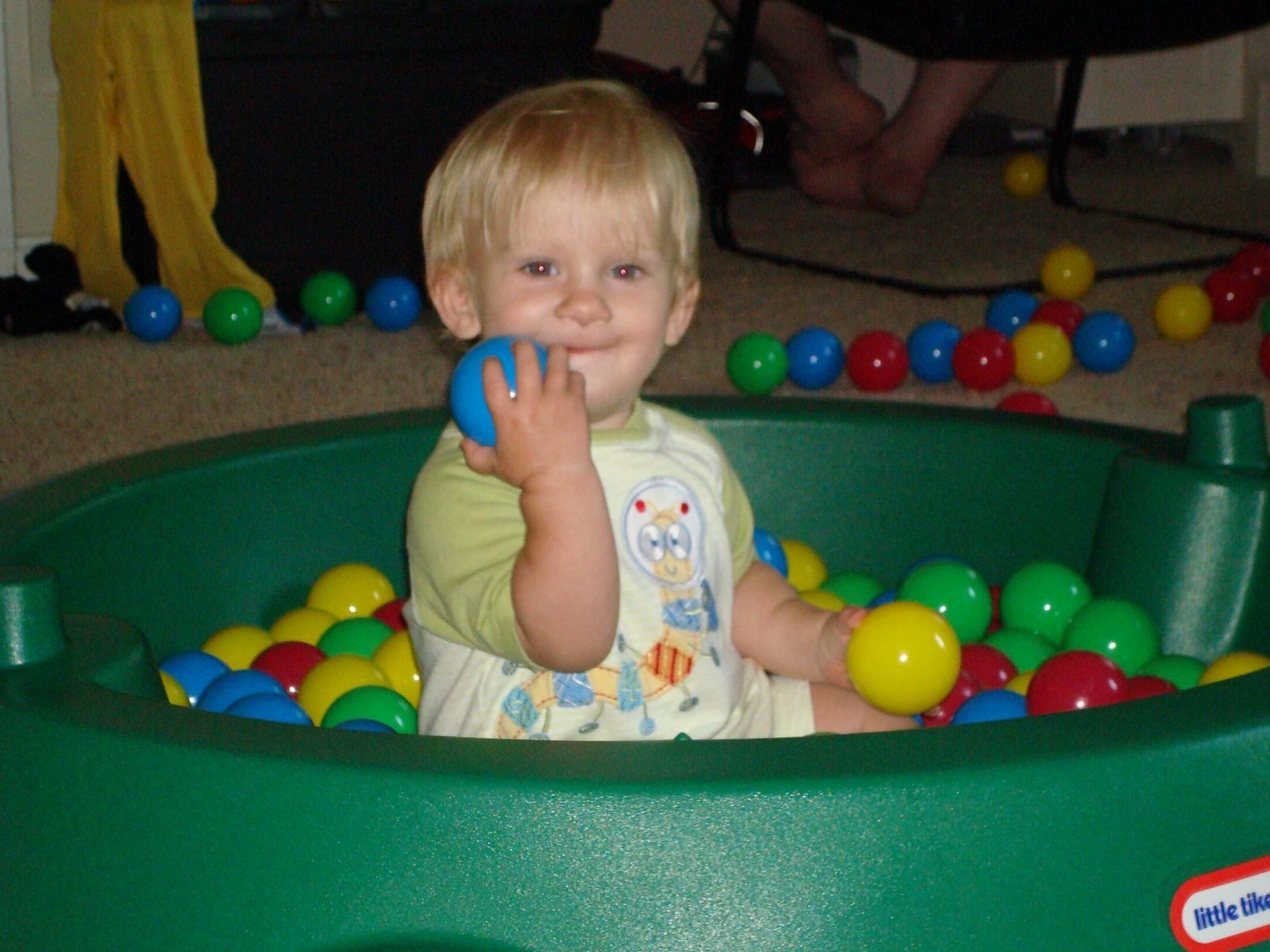 [Nathan's_1st_Birthday_2[10].jpg]