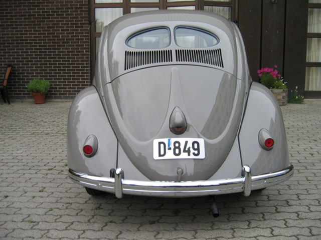 [Volkswagen Beetle 1100 Standart 1949[3].jpg]