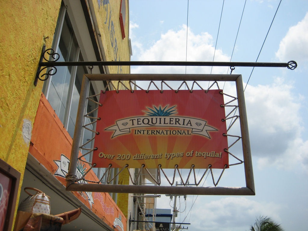[tequilaria[4].jpg]