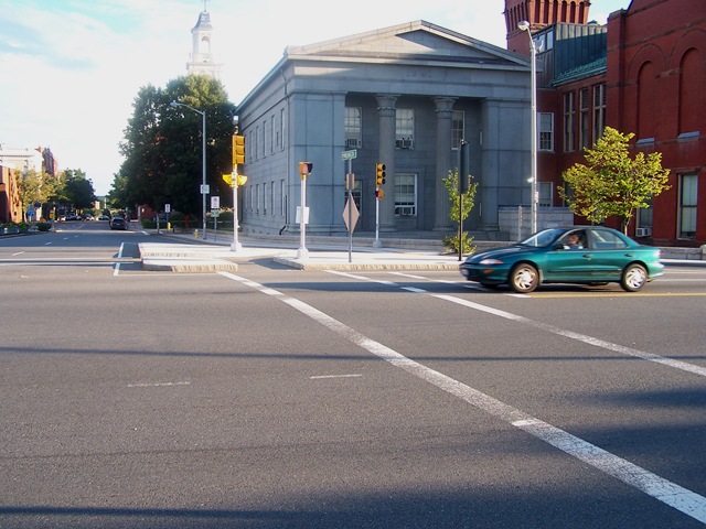 [Bridge Street Crossing 2008-08-16 006[20].jpg]