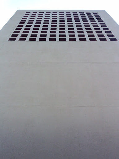 Westlake Window Wall Pillar