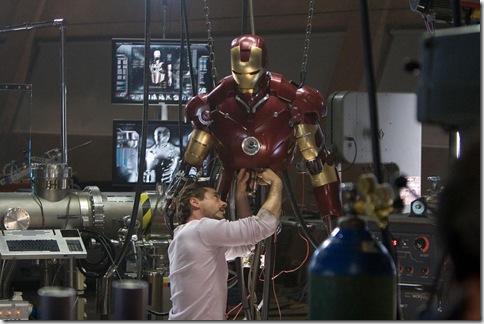 Tony Stark working on his Iron Man suit (Copyright © Marvel / Paramount)