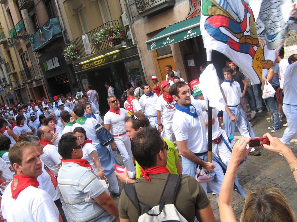 [Parade[7].jpg]