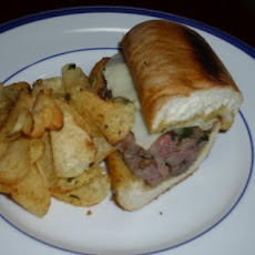 Bistro Steak Sandwich With Seasoned Potato Chips