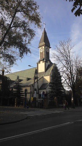 Kościół Matki Boskiej Częstochowskiej W Piastowie