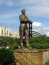 Estatua Metalica JPD Fundador RD