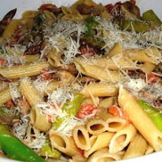 Penne with Asparagus and Mushrooms