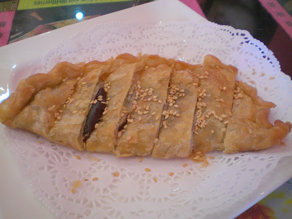 Red bean pancake