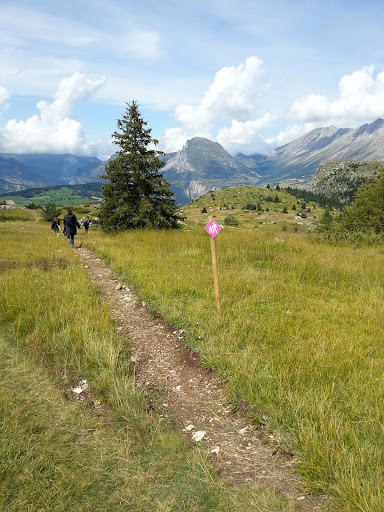 Sentier Pédestre