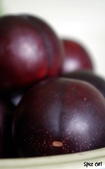 [Plums 1[6].jpg]