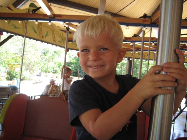 [2005--07-08  grandkids 019[2].jpg]