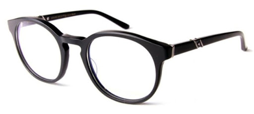 gafas grandes negras