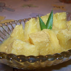 Fresh Pineapple With Rum Sauce