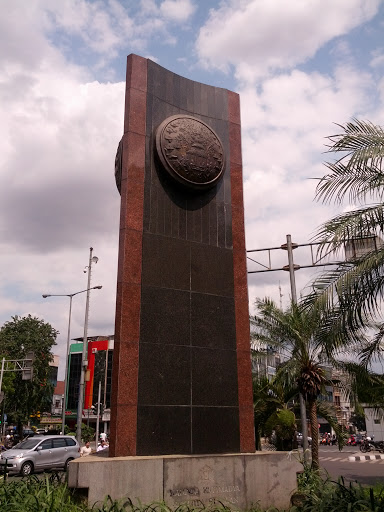 Monumen Kadinda Kodya JakSel