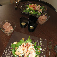 Chicken, Gorgonzola, & Pear Salad