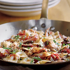 Tuna and Farfalle Puttanesca