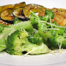Broccoli With Garlic and Asiago