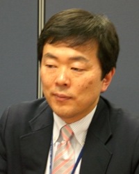 [060602yoshizaki02[2].jpg]