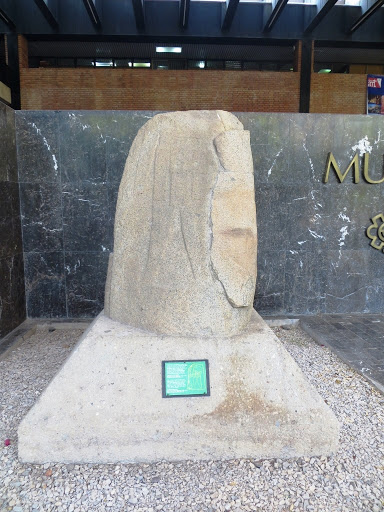 Monolito Maya