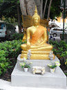 Monumen Patung Buddha