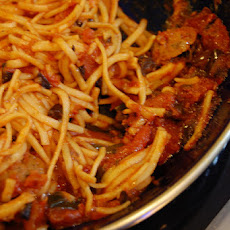 Spaghetti With Tomato and Aubergine (Eggplant) Sauce