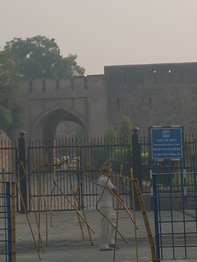 Firoj Shah Palace
