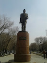 Памятник Касыму Аманжолову