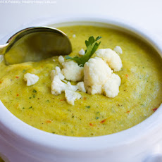Creamy Cauliflower Saffron Soup